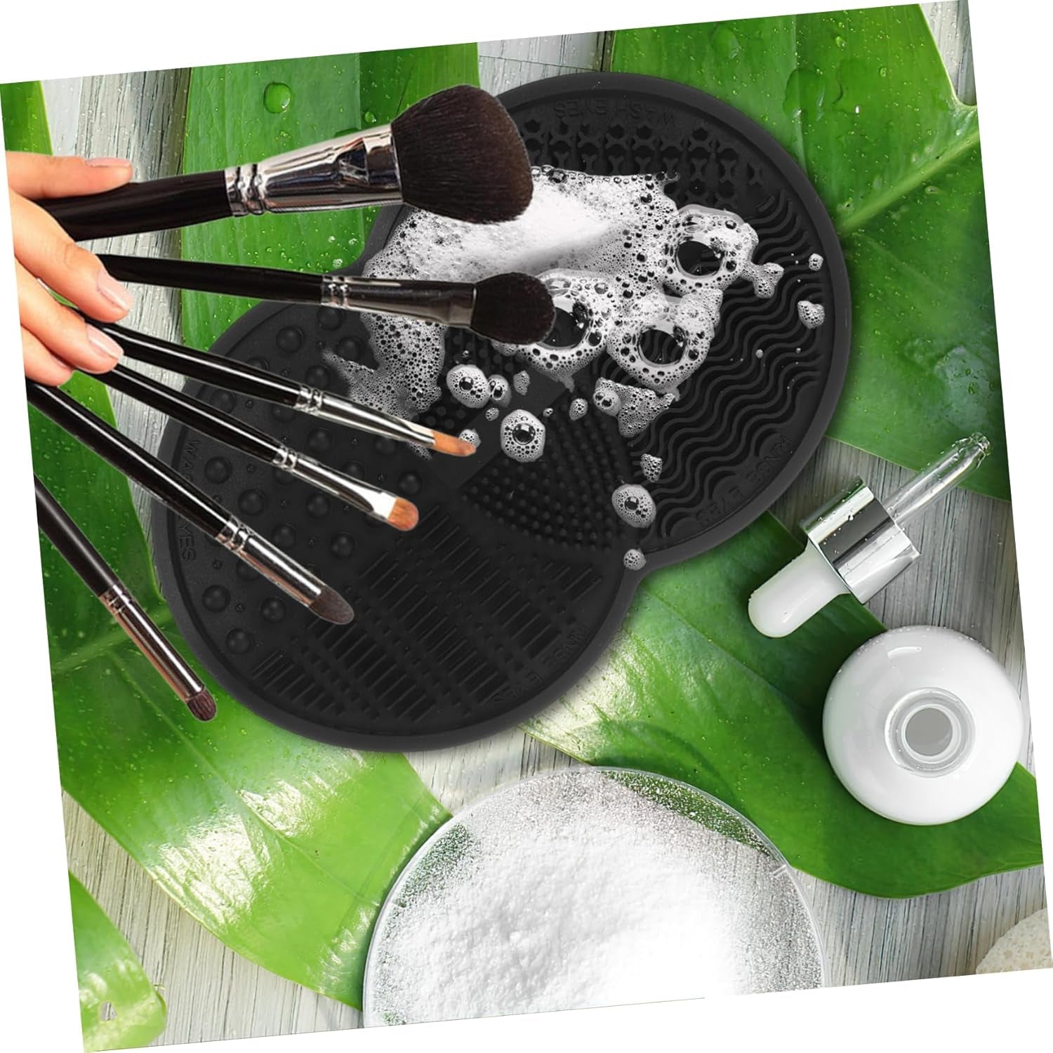 Silicone Makeup Brush Cleaner Mat for Foundation Brushes Black